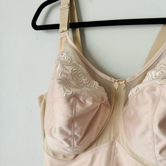Elila Jacquard Wireless Soft-cup Front Hook Longline Bra nude woman’s 40F - Picture 3 of 10